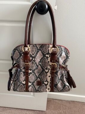 Dooney & Bourke Satchel Purse
